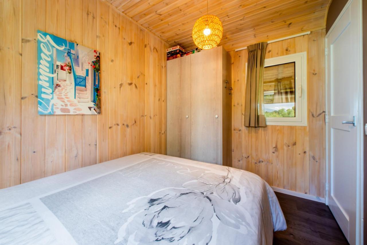 Hakuna Matata Holidays Wooden Lodge With Airco & Pool In Greek Olive Grove 메토니 외부 사진